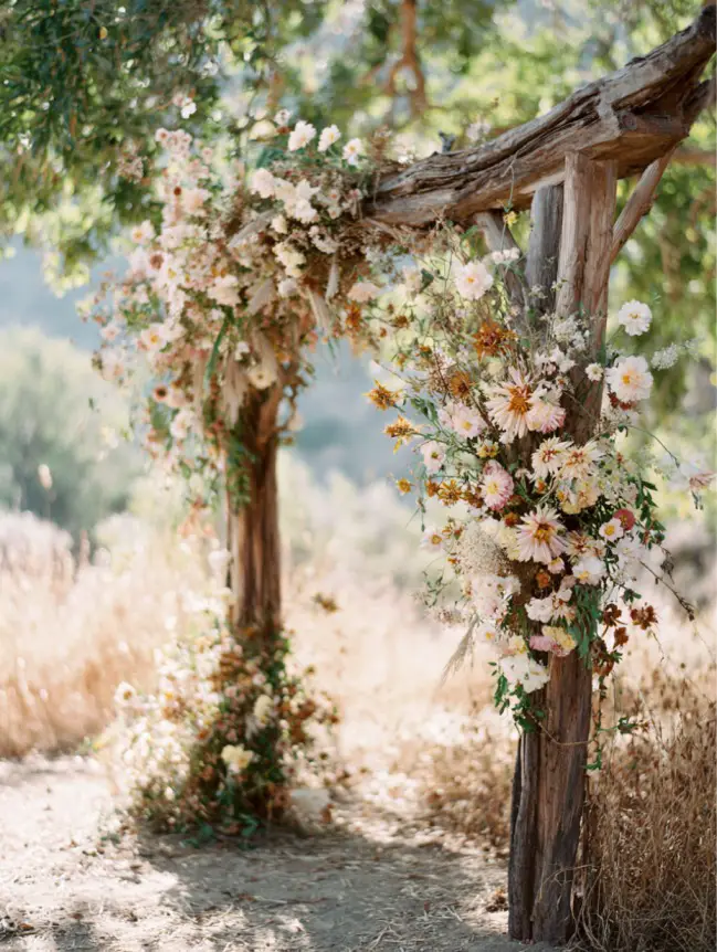 Boho Pergola Wedding Decoration Ideas