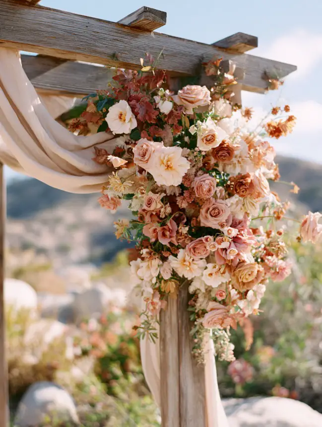 Boho Pergola Wedding Decoration Ideas