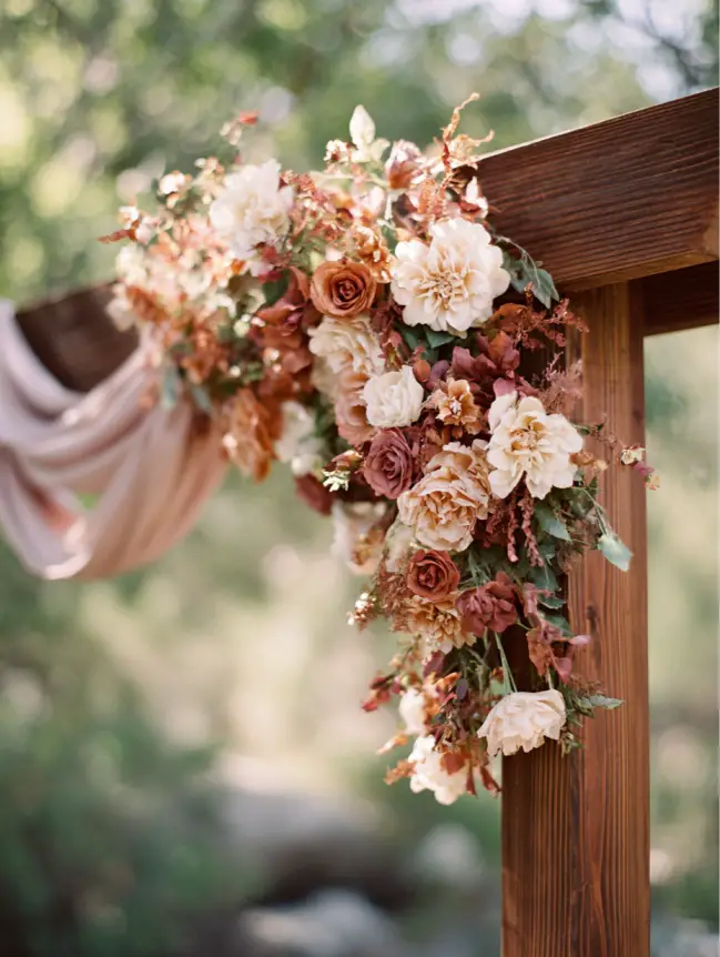 Boho Pergola Wedding Decoration Ideas